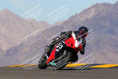 media/Oct-08-2022-SoCal Trackdays (Sat) [[1fc3beec89]]/Turn 9 (1pm)/